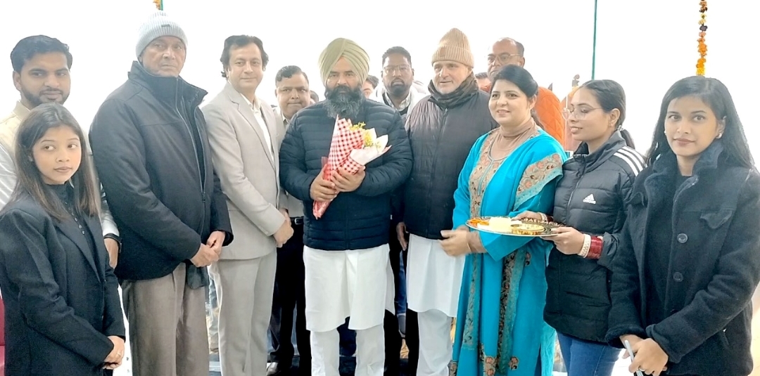 डॉ. एस. राजन द्वारा गढ़शंकर में खोला गया नेत्र अस्पताल